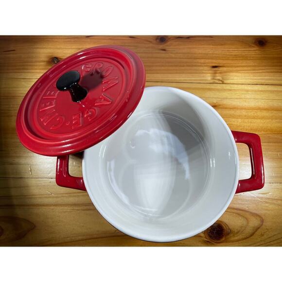 Red Brie Cheese Fromage Baket Red Gourmet Kiss That Frog Collection - Picture 2 of 7